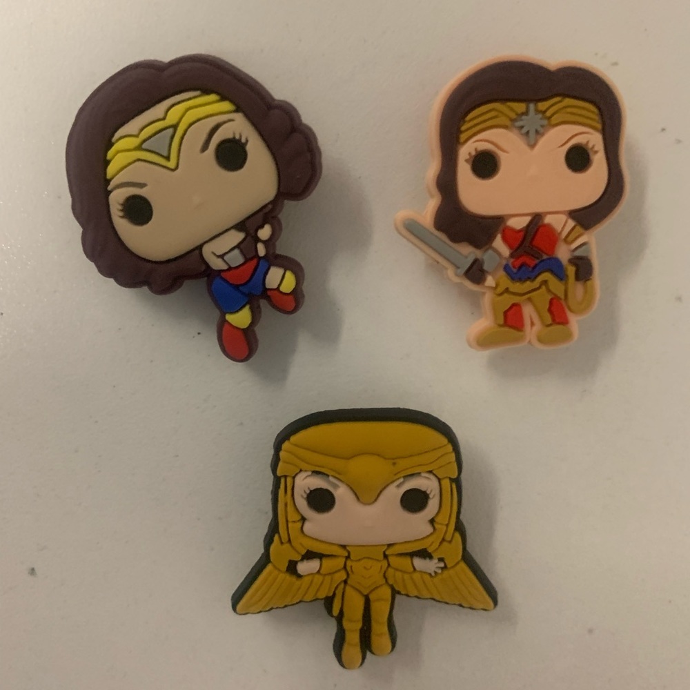 Wonder woman croc charms